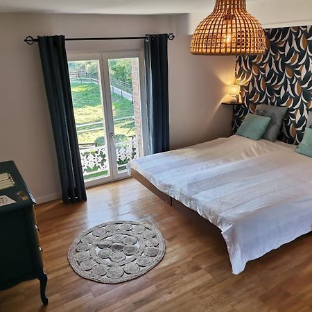 Bed and Breakfast Manoir Du Taillis Heugon Экстерьер фото
