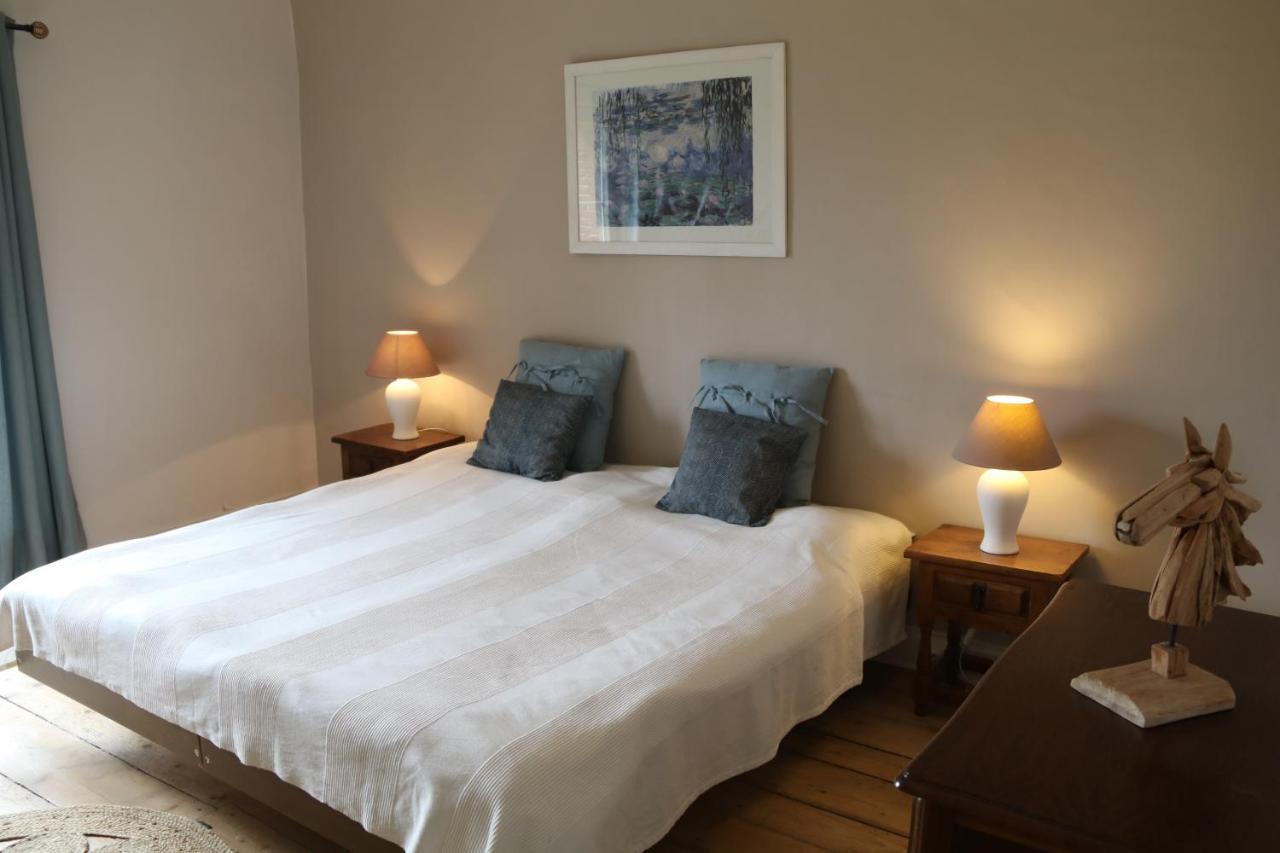 Bed and Breakfast Manoir Du Taillis Heugon Экстерьер фото