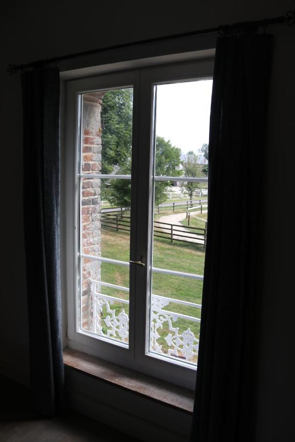 Bed and Breakfast Manoir Du Taillis Heugon Экстерьер фото